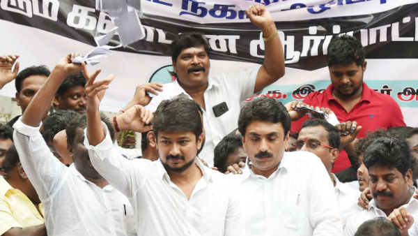 அண்ணா சாலை 