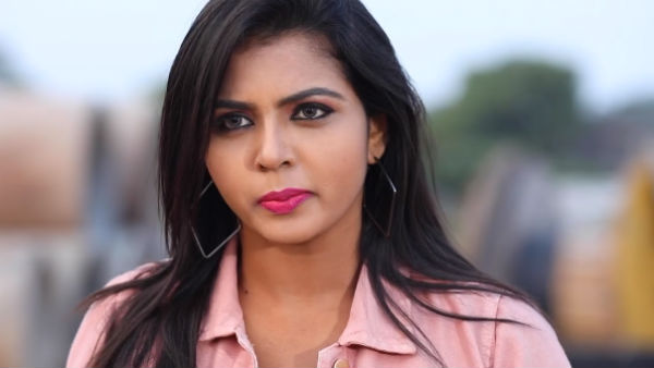 நந்தினி பார்வதி 