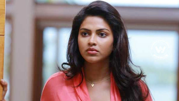 ஆடை படம் 