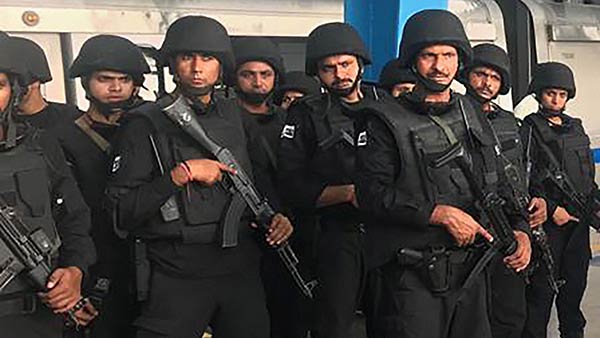 24 படை வீரர்கள் 24 படை வீரர்கள்