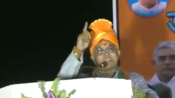 சுட்டுக்கொல்ல வேண்டுமாம் 