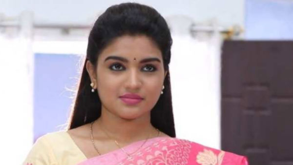  காரில் காதல் 