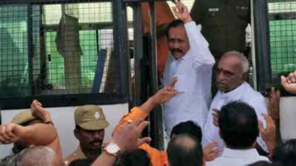 ஆம்புலன்ஸ் 