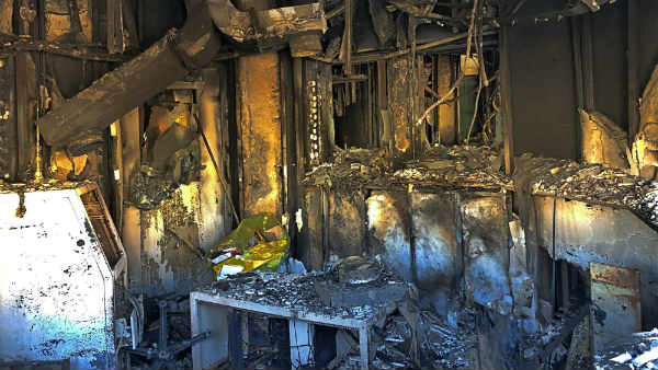 இப்போது என்ன காரணம் 