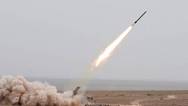 4 பேர் காயம் 4 பேர் காயம்