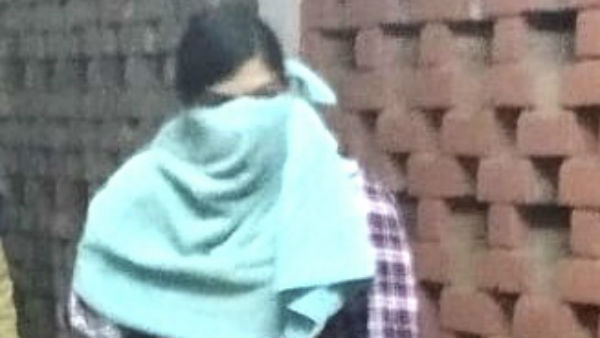 போலீஸார் 