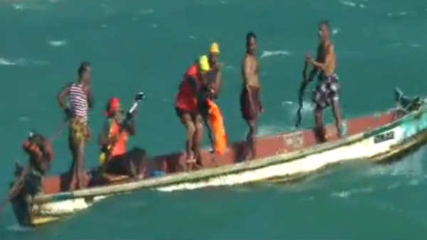 kerala youth swimming record in kanyakumari sea