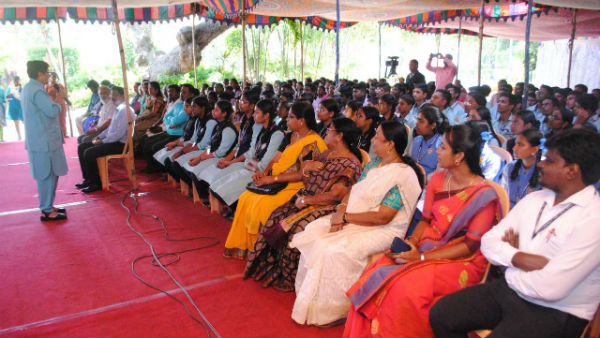 National Girl Child Day was celebrated at Puducherry Raj Nivas 