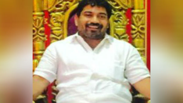 மகளிர் அணி 