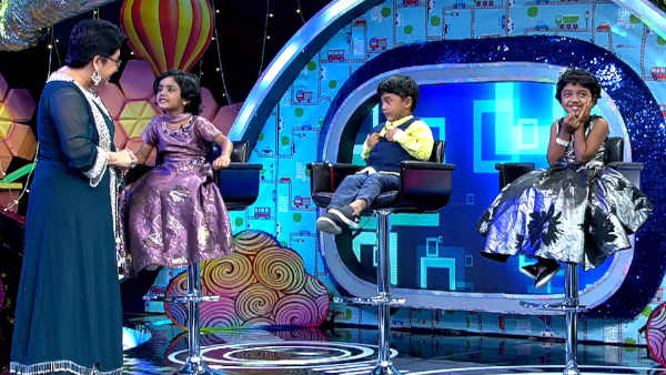  விரலை காண்பித்தான் 