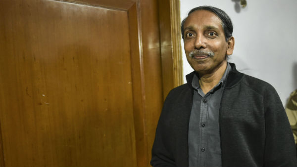 டெல்லி போலீசார் மீது புகார் 