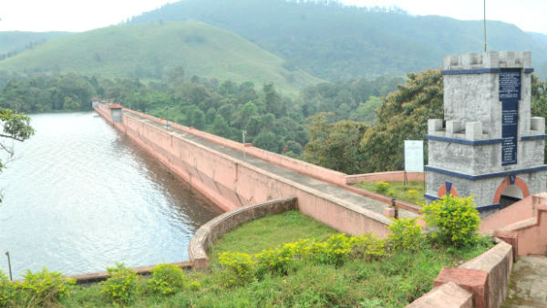 சுருளி ஆற்றில் கலந்து சுருளி ஆற்றில் கலந்து