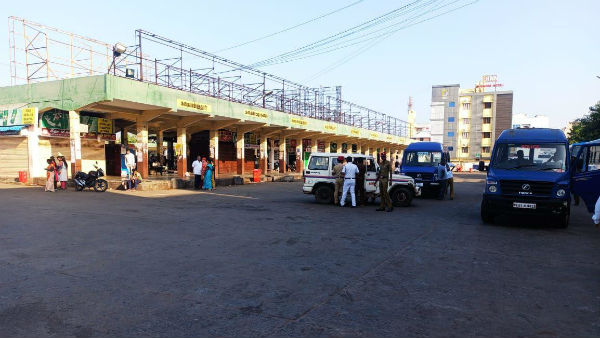 The Bandh agitation is being held in Puducherry against the Central Government 