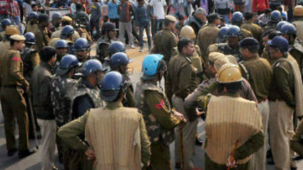 மக்கள் தர்ணா 