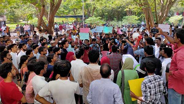 Pondicherry university students protest against citizenship amendment Act 