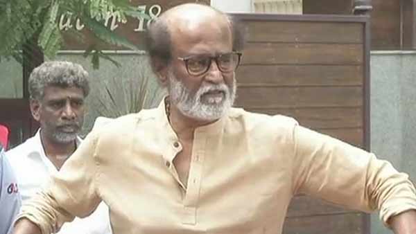தனித்து விடப்பட்ட ரஜினி 