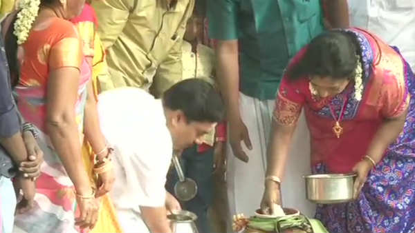சென்னை வந்தார் தமிழிசை 