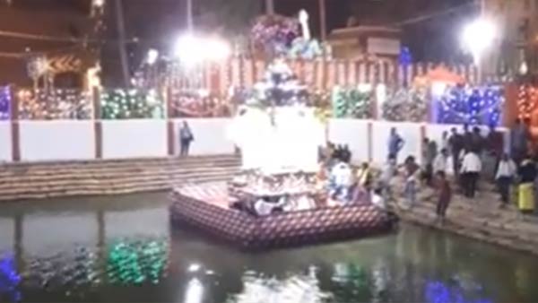 தெப்பத்திருவிழா கோலாகலம்