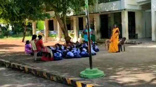 பெட்ரோலுக்கு காசு இல்லை 