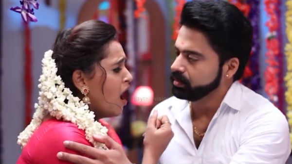  குடும்பத்தோடு அரட்டை 