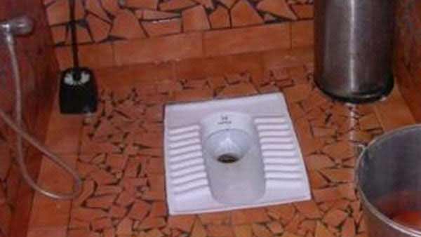 கழிவறை வசதி 