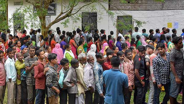 களமிறங்கியது 
