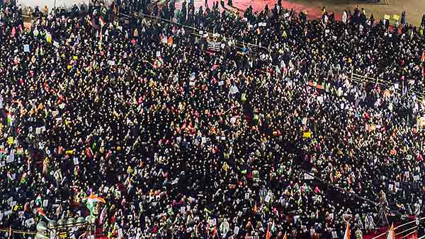 மாணவர்களும் பங்கேற்பு 