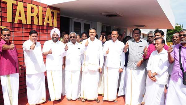 World dhoti day celebrations in Puducherry 