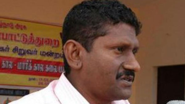 காதில் வாங்காதீர்கள் காதில் வாங்காதீர்கள்