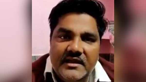 சாக்கடையில் பிணம் சாக்கடையில் பிணம்