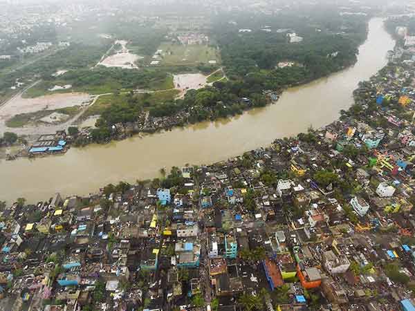 வெள்ளம் தீ விபத்து