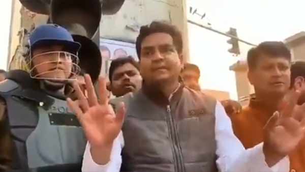 கபில் மிஸ்ரா 