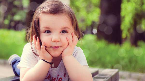  மழலை பேசும் குழந்தைகள்