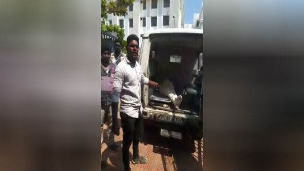Lack of ambulance service at Puducherry Government Hospital Lack of ambulance service at Puducherry Government Hospital