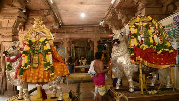 மதுரை தெப்பக்குளம் 