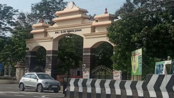 Permission is granted only to employees wearing helmets at Namakkal District Collectors office 