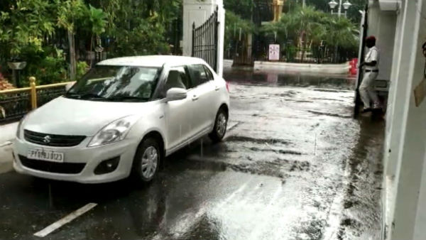 Puducherry and surrounding areas getting rain 