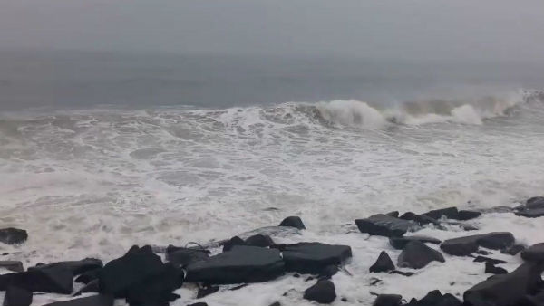Raining in Puducherry and surrounding areas 