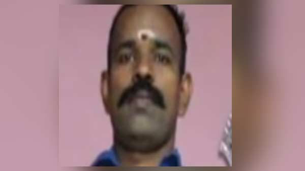 முத்துக்குமார் கைது 