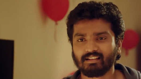 குளிக்கறதை எட்டி பார்த்தாங்களா? 