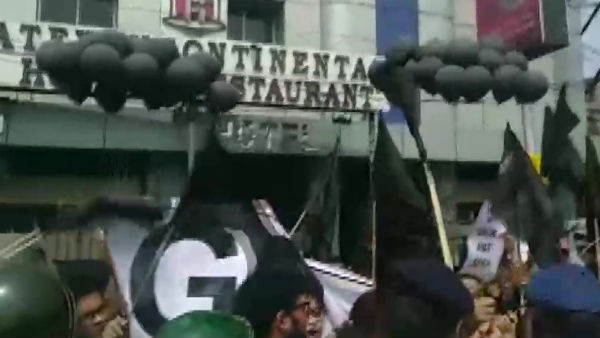 அமித்ஷா ரத்த கறை 