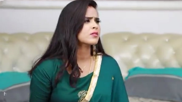 கடுப்பில் அஞ்சலி கடுப்பில் அஞ்சலி