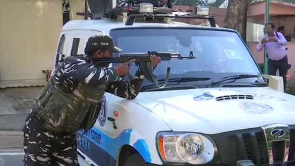 தவறுதலாக கார் 