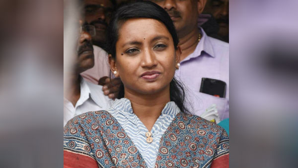 சுற்றுலாதலம் 