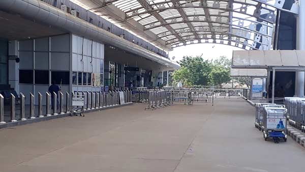 வெறிச்சோடிய ஸ்டேசன் 