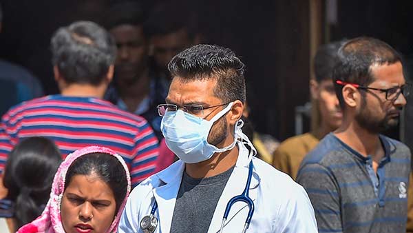 இந்தியா வருகை 