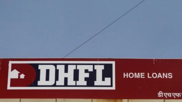 CBI raids DHFL , YES Bank founder Rana Kapoors companys 