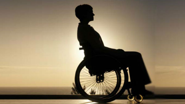 உதவி தேவைப்படுவோர்