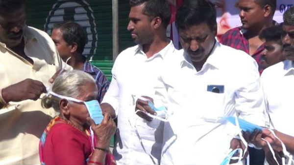 Admk party members face mask distribution to the public 