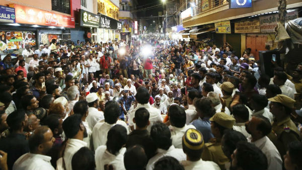 dmk leader mk stalin directrly visit and support at anti-CAA protest in mannadi, Chennai dmk leader mk stalin directrly visit and support at anti-CAA protest in mannadi, Chennai